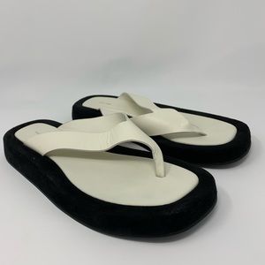 THE ROW Ginza leather and suede platform flip flops two-tone Shoes Size 38.5